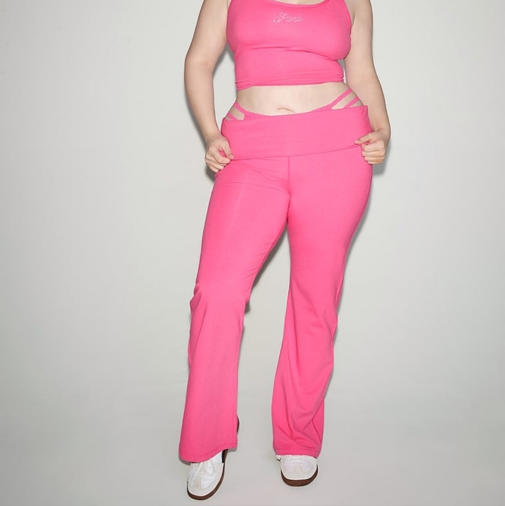 VS PINK YOGA PANTS BLING FLARE LEGGINGS ROSE Y2K - Picture 5 of 7